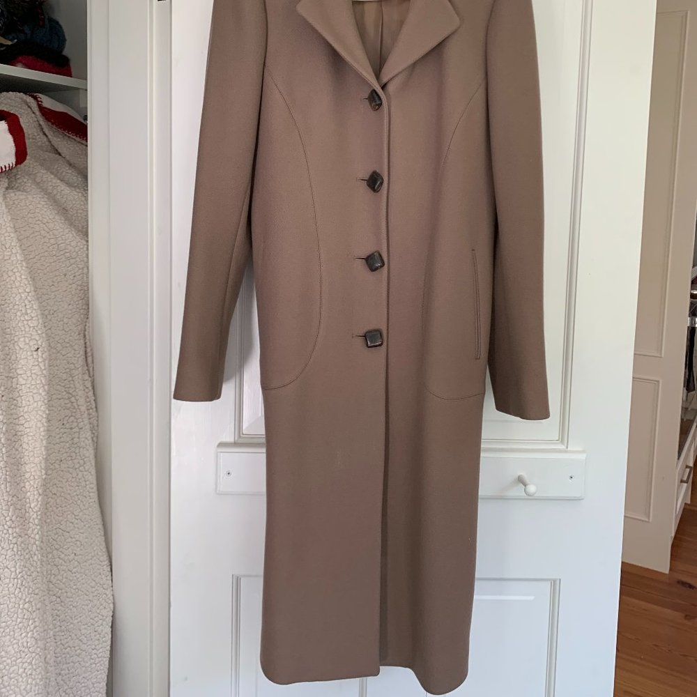SALVATORE FERRAGAMO OATMEAL COAT SIZE 46 (XL) - Picture 4 of 11